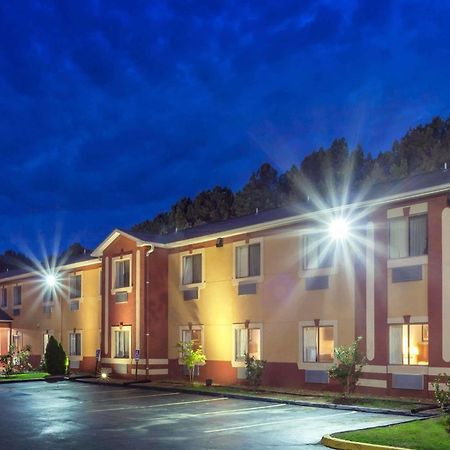 Knights Inn Memphis At Macon Cove Extérieur photo