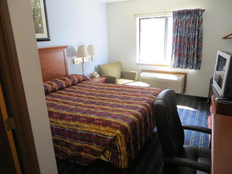 Knights Inn Memphis At Macon Cove Extérieur photo
